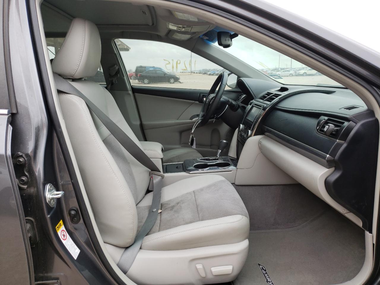 Photo 5 from auction – 2012 TOYOTA CAMRY HYBR with VIN 4T1BD1FK7CU050415