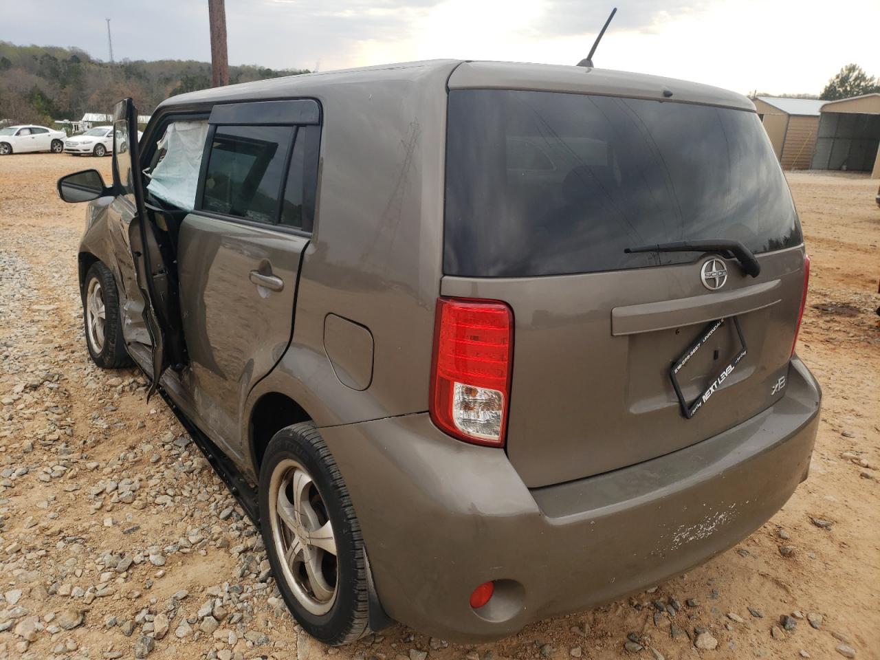 Photo 3 from auction – 2011 TOYOTA SCION XB with VIN JTLZE4FE3B1118919