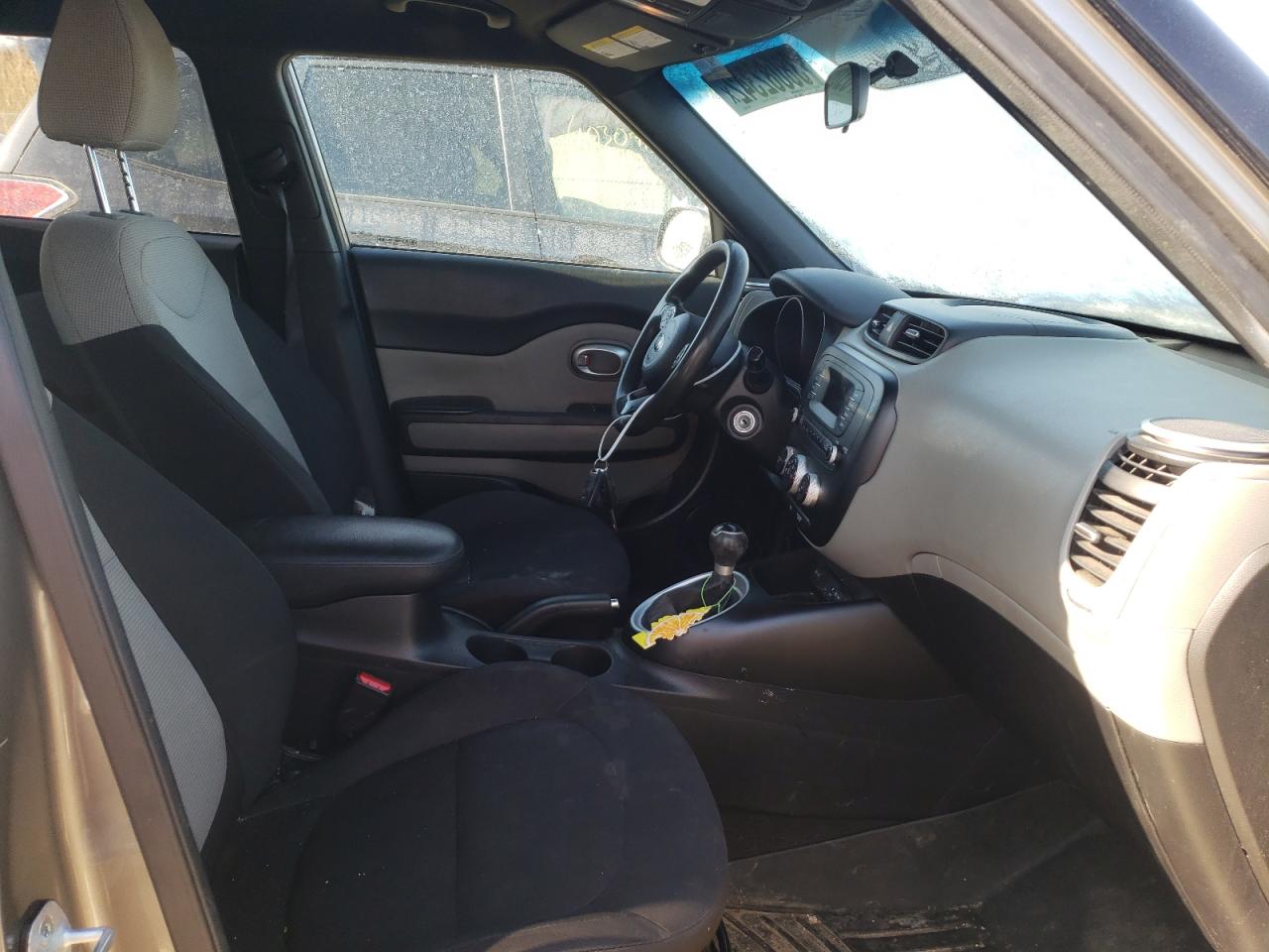 Photo 5 from auction – 2014 KIA SOUL with VIN KNDJN2A25E7106153