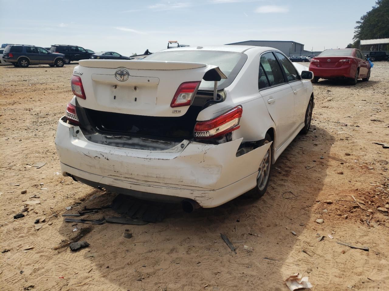 Photo 4 from auction – 2011 TOYOTA CAMRY BASE with VIN 4T1BF3EK7BU714623