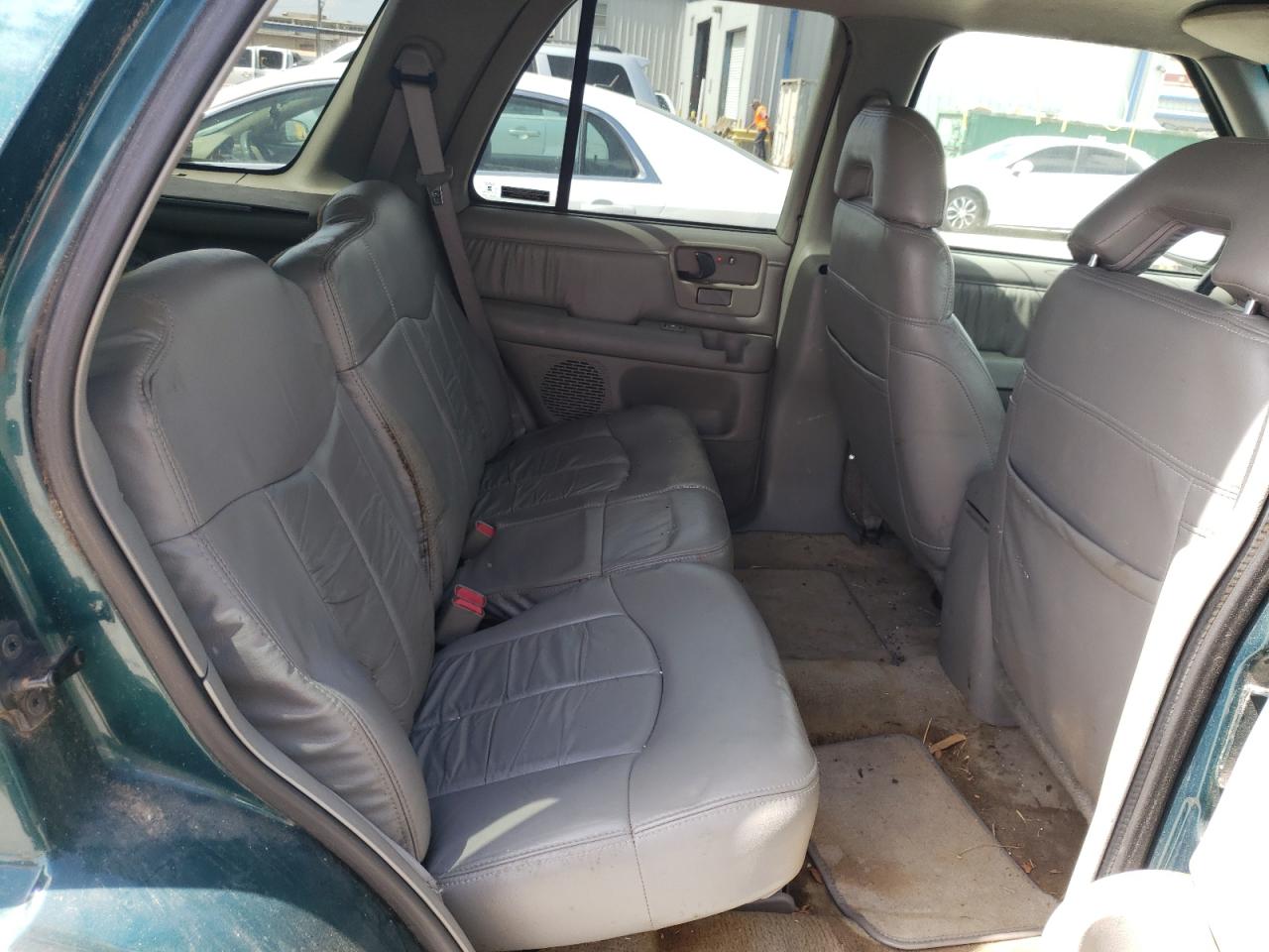 Photo 6 from auction – 1996 GMC JIMMY with VIN 1GKCS13W7T2575450