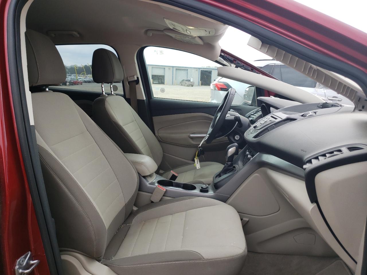 Photo 5 from auction – 2016 FORD ESCAPE SE with VIN 1FMCU0G75GUA78230