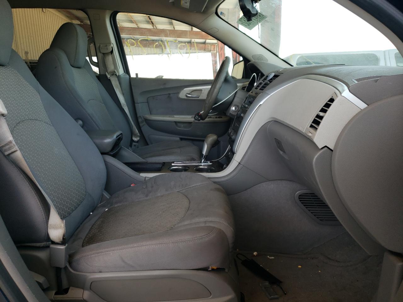 Photo 5 from auction – 2012 CHEVROLET TRAVERSE L with VIN 1GNKREED7CJ212665
