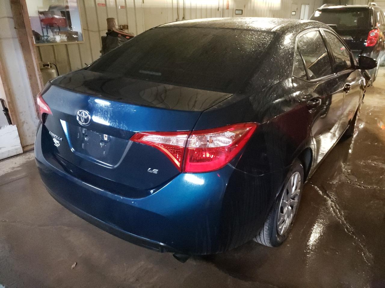 Photo 4 from auction – 2017 TOYOTA COROLLA L with VIN 2T1BURHE3HC935659