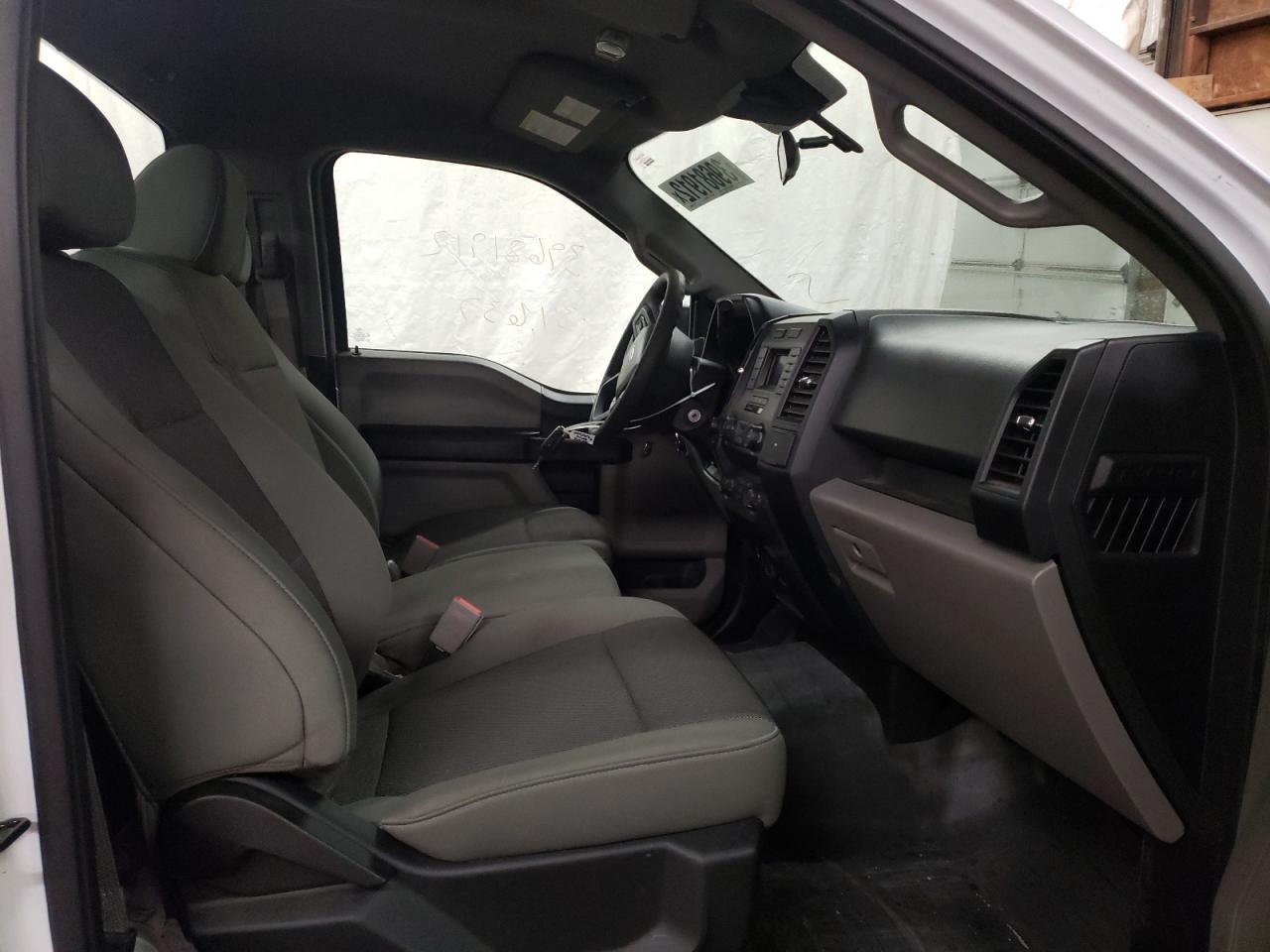 Photo 5 from auction – 2019 FORD F150 with VIN 1FTMF1EP6KKC08760