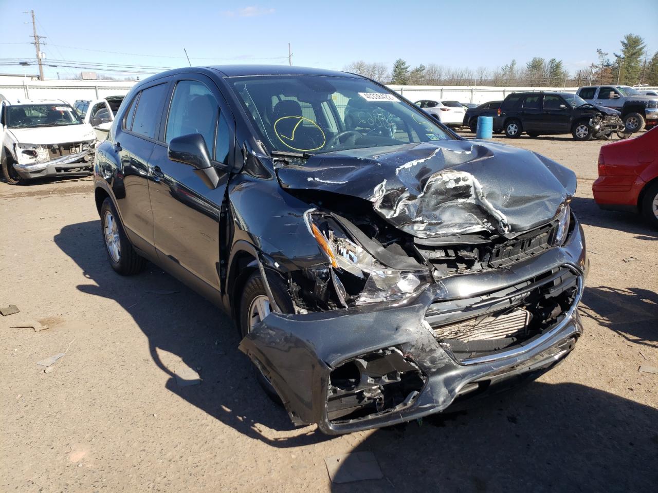 CHEVROLET TRAX LS 2020 with VIN 3GNCJKSB0LL204767 - Photo from auction