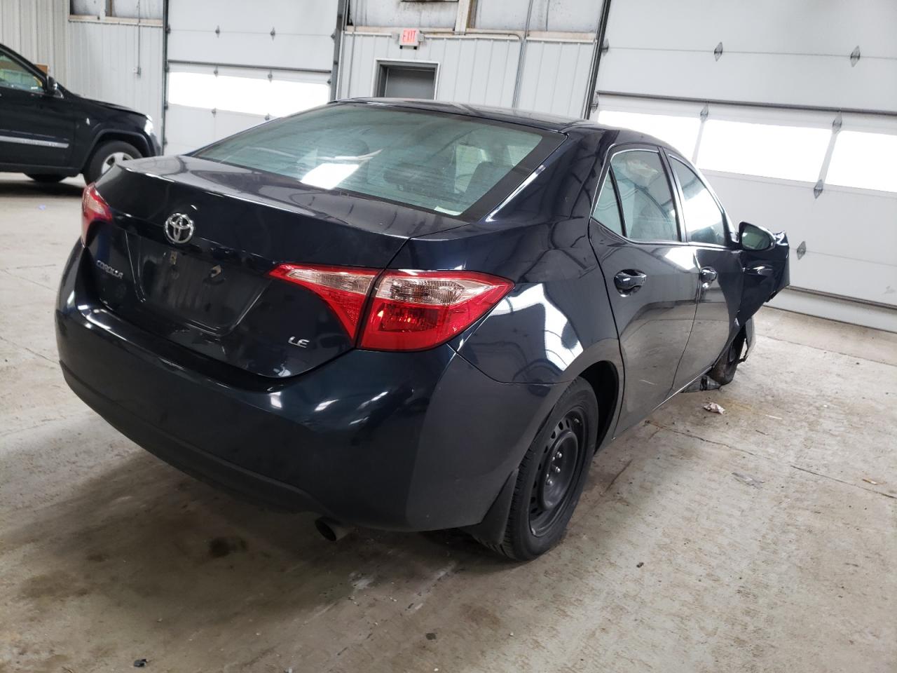 Photo 4 from auction – 2017 TOYOTA COROLLA L with VIN 2T1BURHE8HC948942