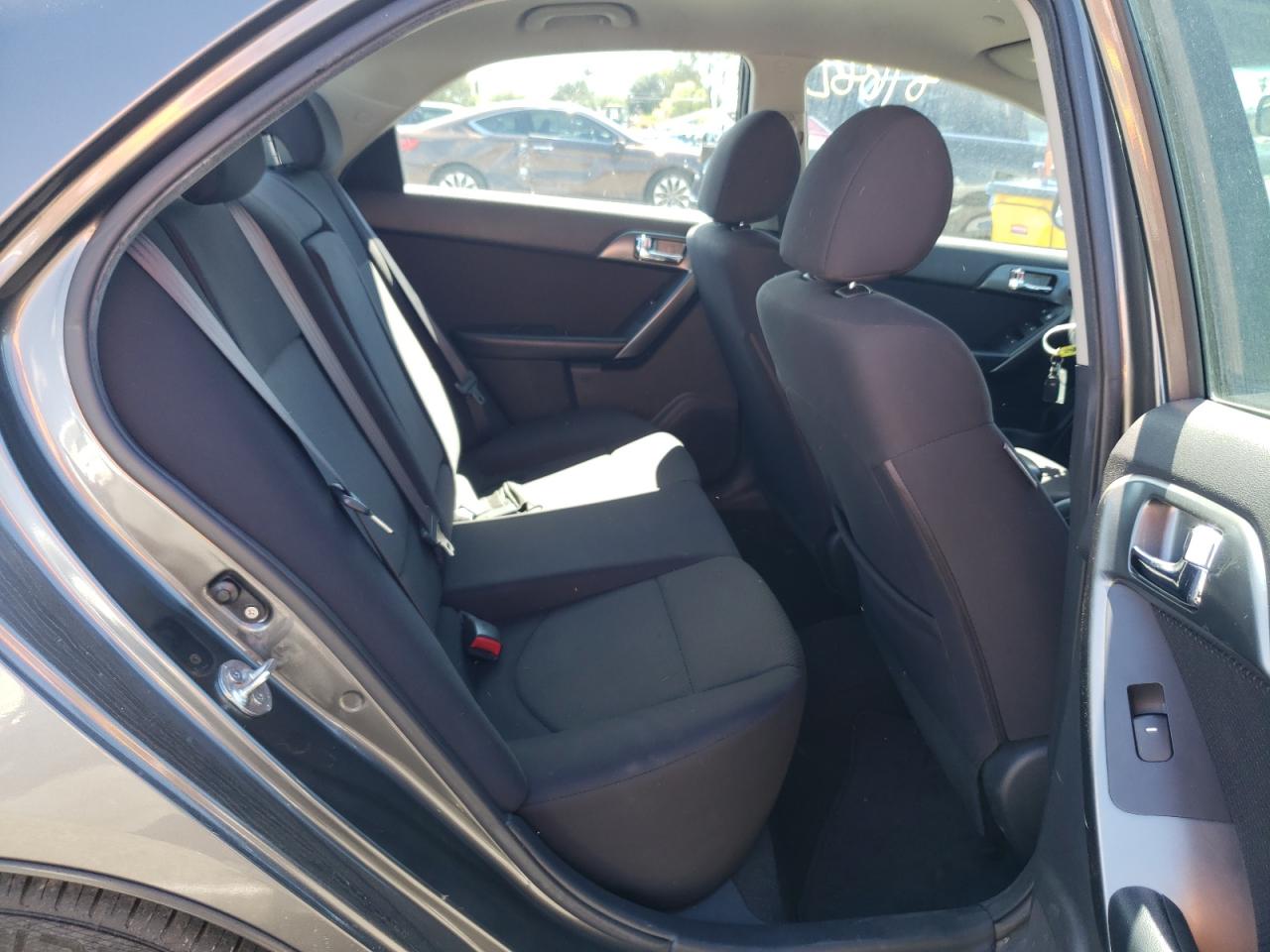 Photo 6 from auction – 2013 KIA FORTE EX with VIN KNAFU4A22D5690328