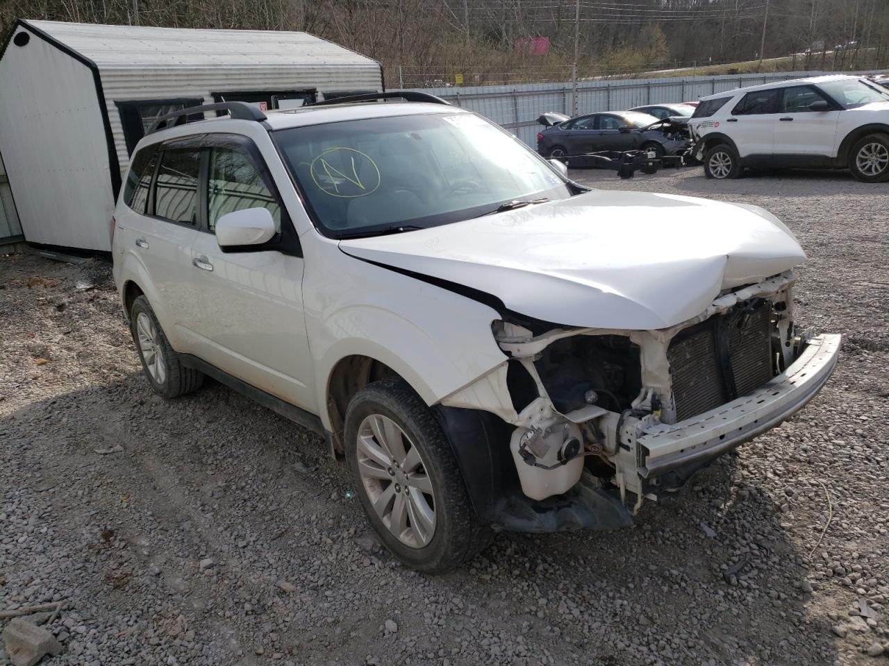 SUBARU FORESTER 2 2012 with VIN JF2SHBDC7CH460426 - Photo from auction