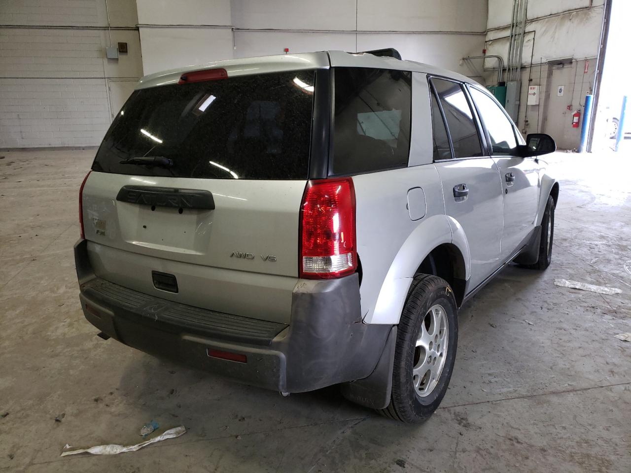 Photo 4 from auction – 2002 SATURN VUE with VIN 5GZCZ63B22S808326