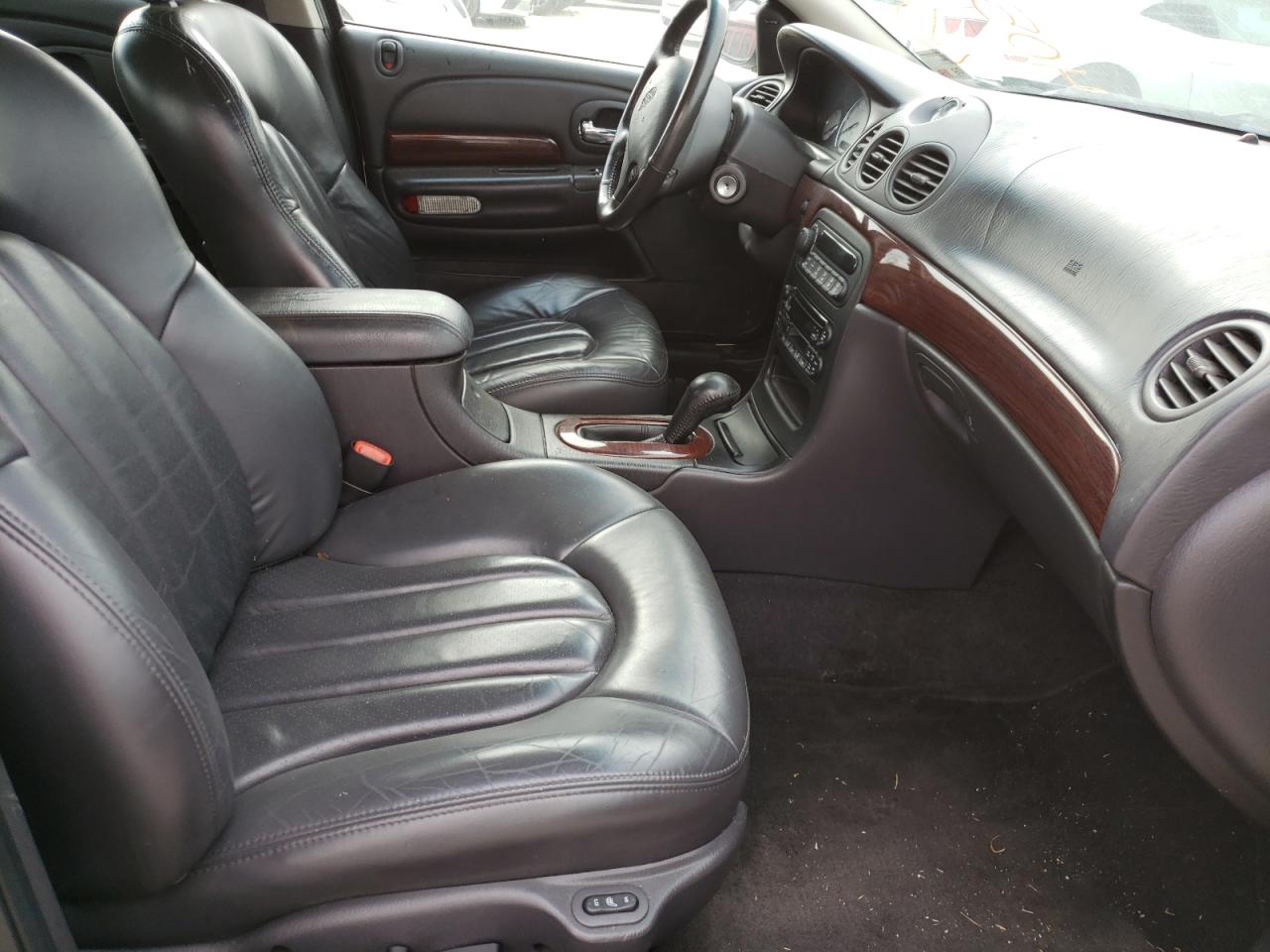 Photo 5 from auction – 2000 CHRYSLER LHS with VIN 2C3HC56G8YH441110