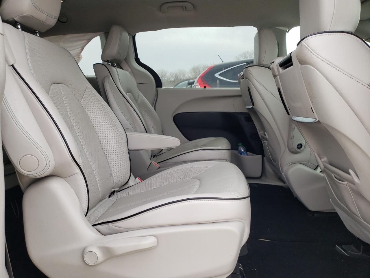 Photo 6 from auction – 2018 CHRYSLER PACIFICA H with VIN 2C4RC1N73JR230343