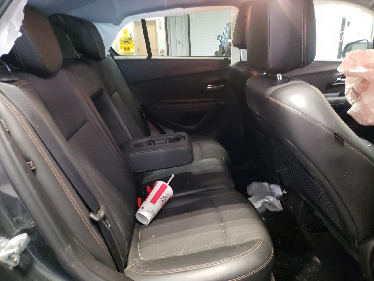 Photo 16 from auction – 2019 CHEVROLET TRAX 1LT with VIN 3GNCJPSB8KL181654