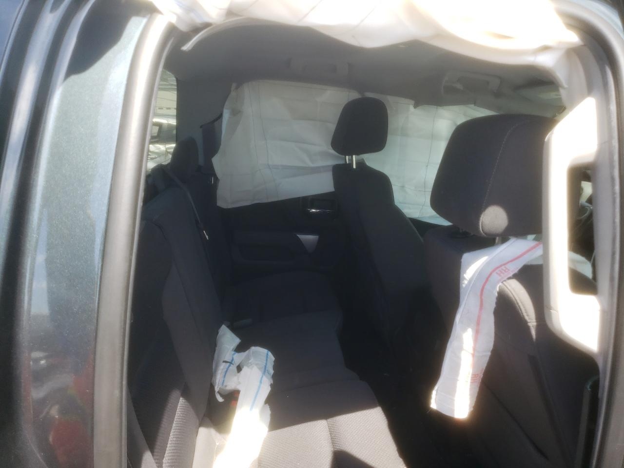 Photo 6 from auction – 2017 CHEVROLET SILVERADO with VIN 1GCVKREC8HZ405828