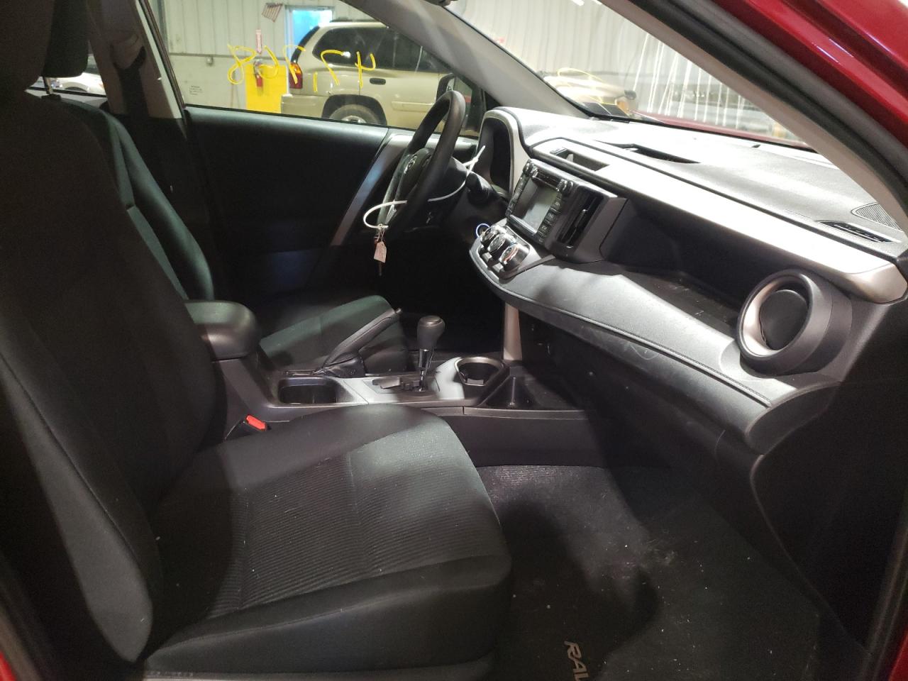 Photo 5 from auction – 2018 TOYOTA RAV4 LE with VIN 2T3ZFREVXJW521965