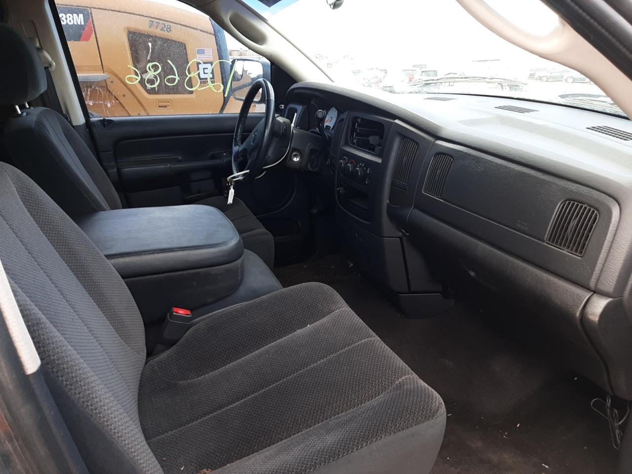 Photo 5 from auction – 2003 DODGE RAM 2500 S with VIN 3D7KU28C93G836855