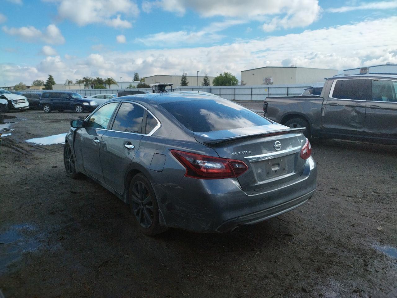 Photo 3 from auction – 2017 NISSAN ALTIMA 2.5 with VIN 1N4AL3AP1HC488464