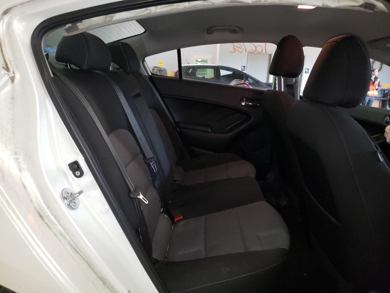 Photo 6 from auction – 2014 KIA FORTE EX with VIN KNAFX4A85E5047789