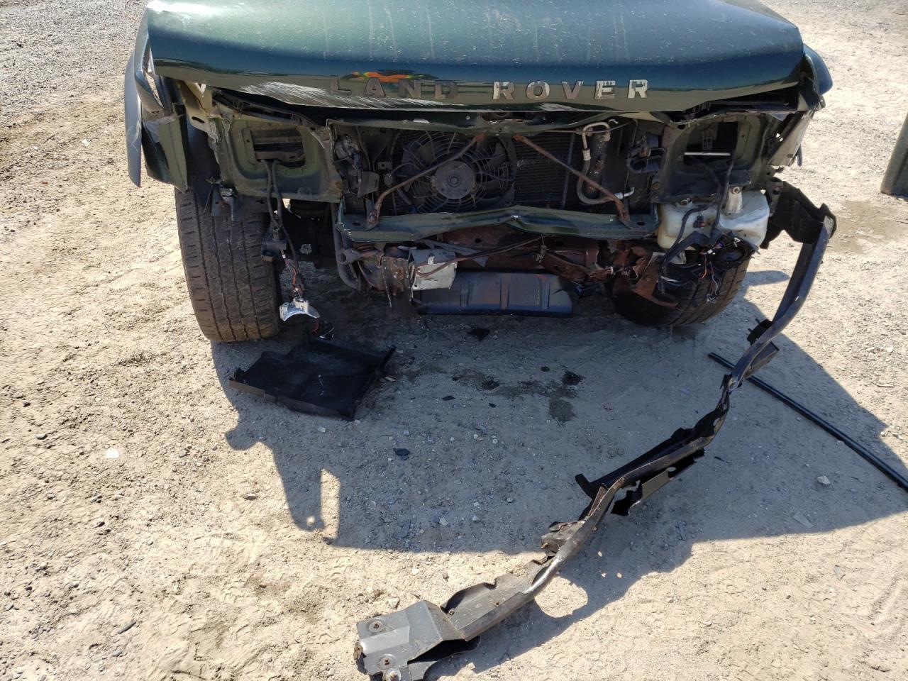 Photo 9 from auction – 2004 LAND ROVER DISCOVERY with VIN SALTY19414A868132