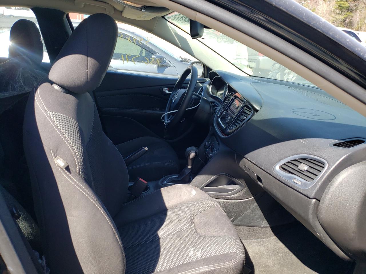 Photo 5 from auction – 2015 DODGE DART SXT with VIN 1C3CDFBB6FD227010