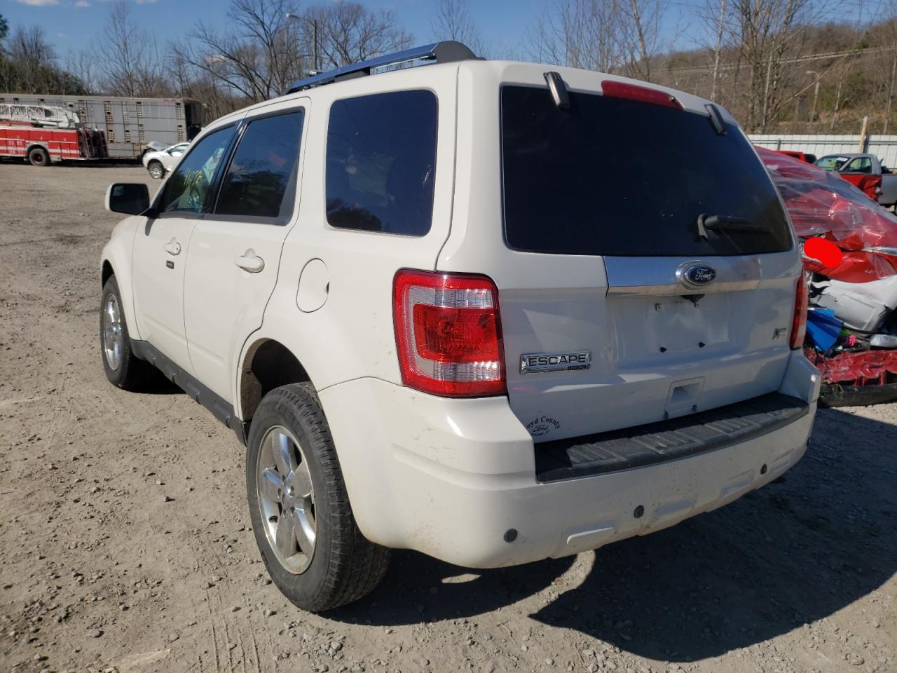 Photo 3 from auction – 2010 FORD ESCAPE LIM with VIN 1FMCU9EG5AKC71701