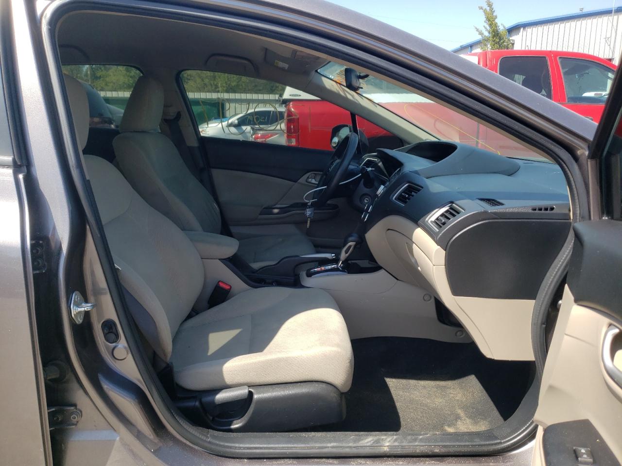 Photo 5 from auction – 2013 HONDA CIVIC LX with VIN 19XFB2F56DE020737