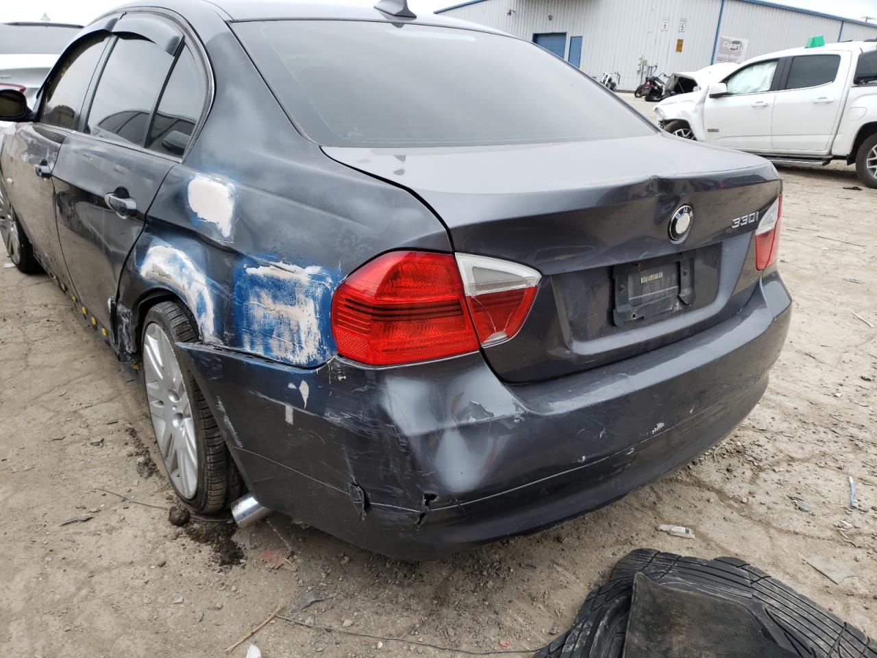 Photo 9 from auction – 2006 BMW 330 I with VIN WBAVB33586KR72514