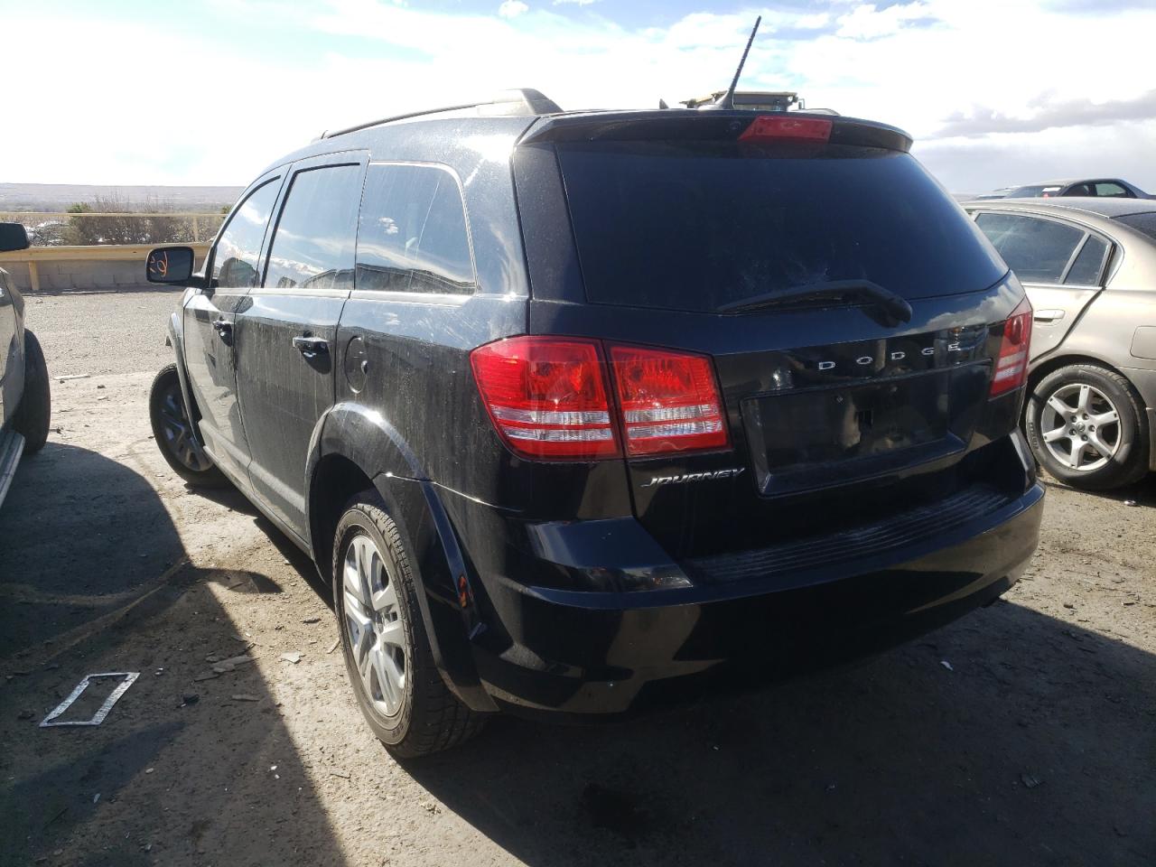 Photo 3 from auction – 2017 DODGE JOURNEY SE with VIN 3C4PDCAB9HT700795