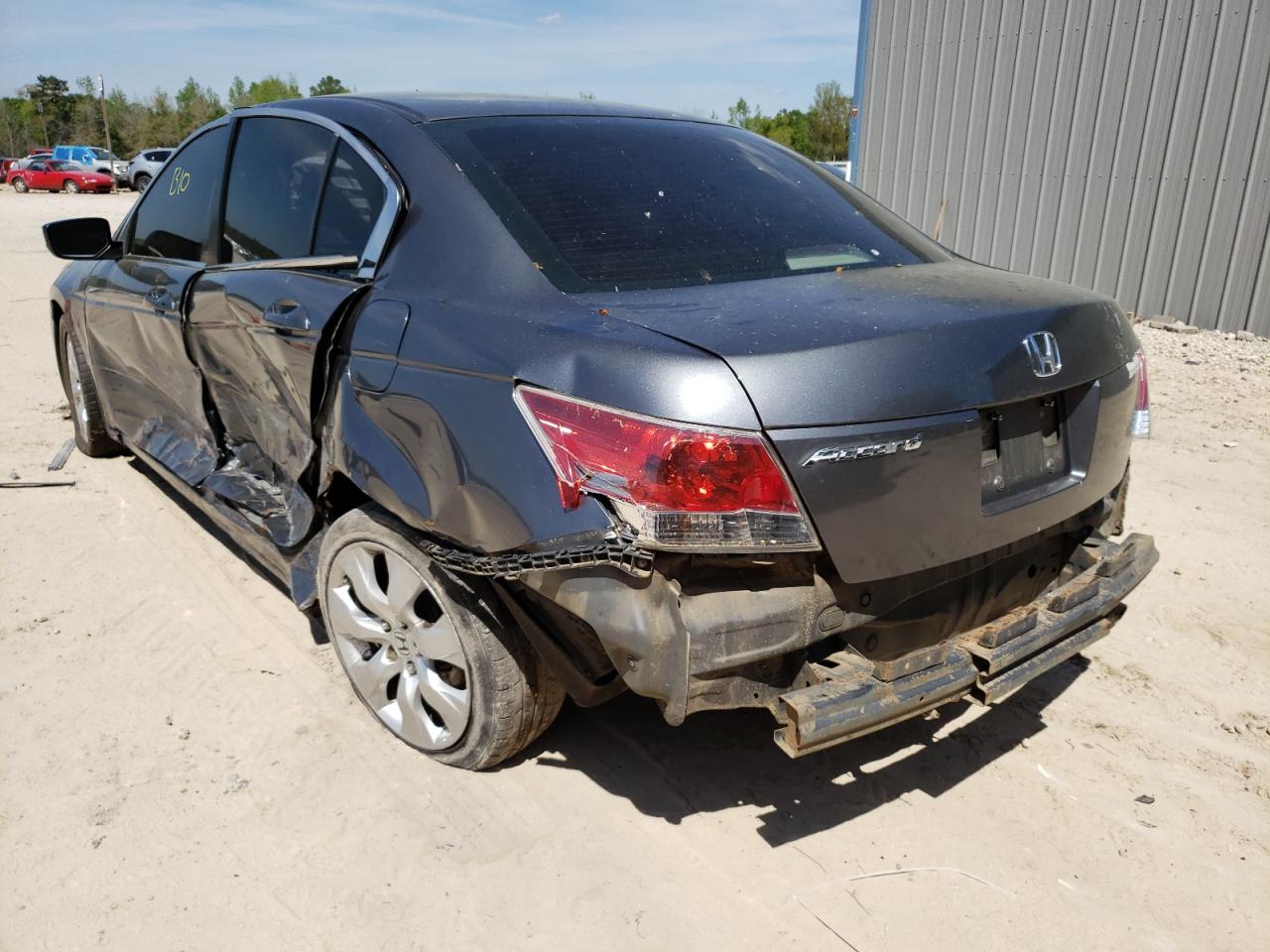Photo 3 from auction – 2008 HONDA ACCORD EX with VIN JHMCP26728C029484