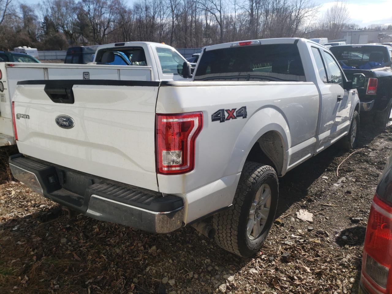 Photo 4 from auction – 2017 FORD F150 SUPER with VIN 1FTFX1EF6HKD36535