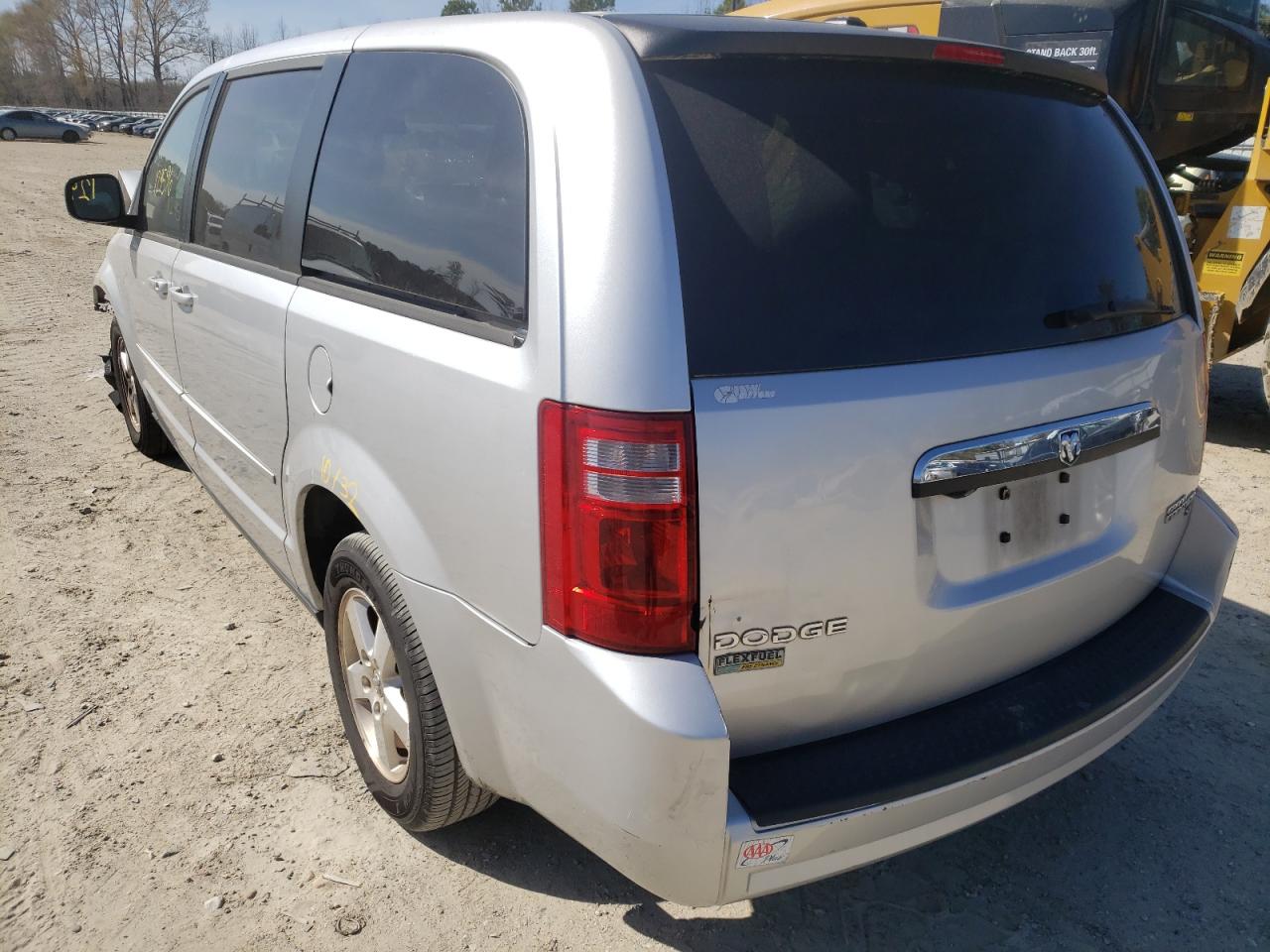 Photo 3 from auction – 2010 DODGE GRAND CARA with VIN 2D4RN4DE0AR102138