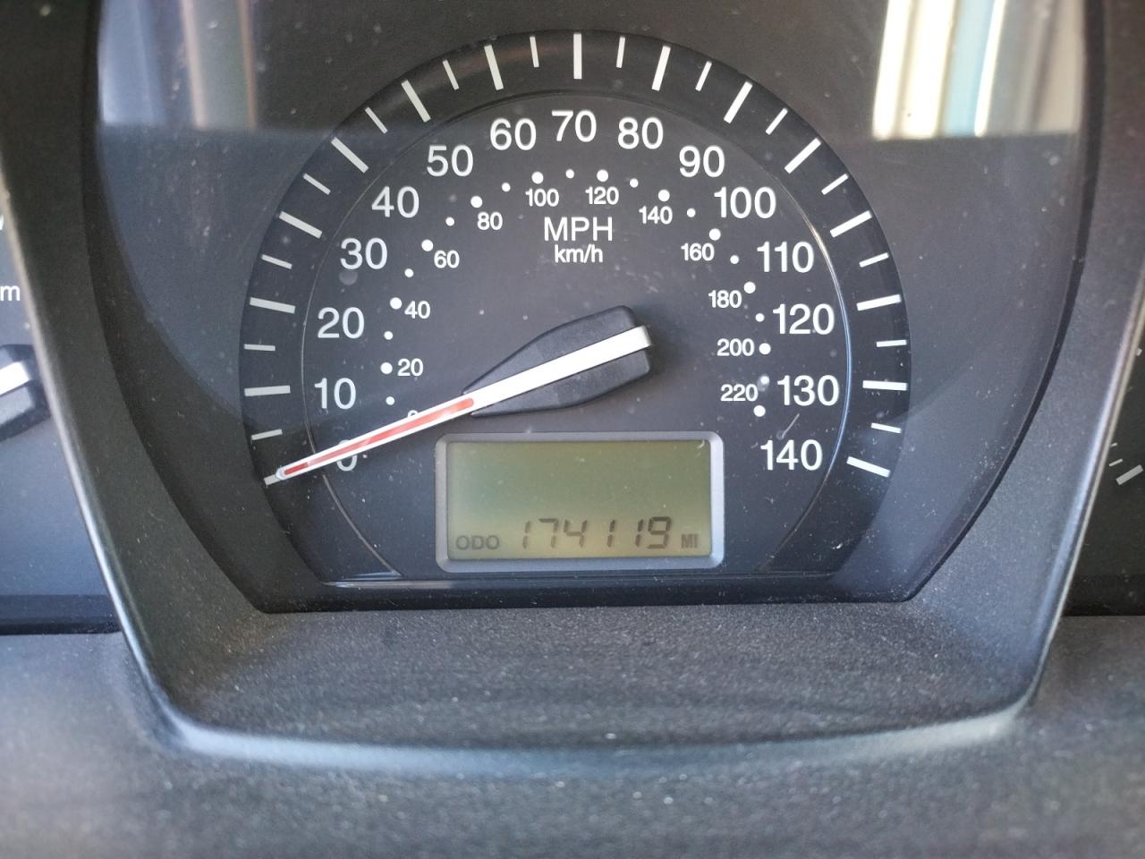 صورة رقم 8 من المزاد - 2008 KIA SPECTRA EX مع VIN KNAFE121785493971