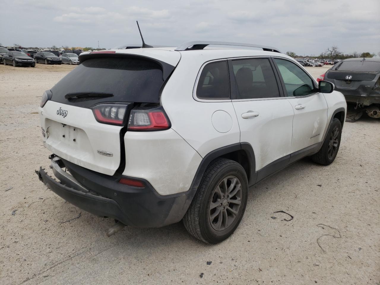 Photo 4 from auction – 2019 JEEP CHEROKEE L with VIN 1C4PJMLN4KD350947