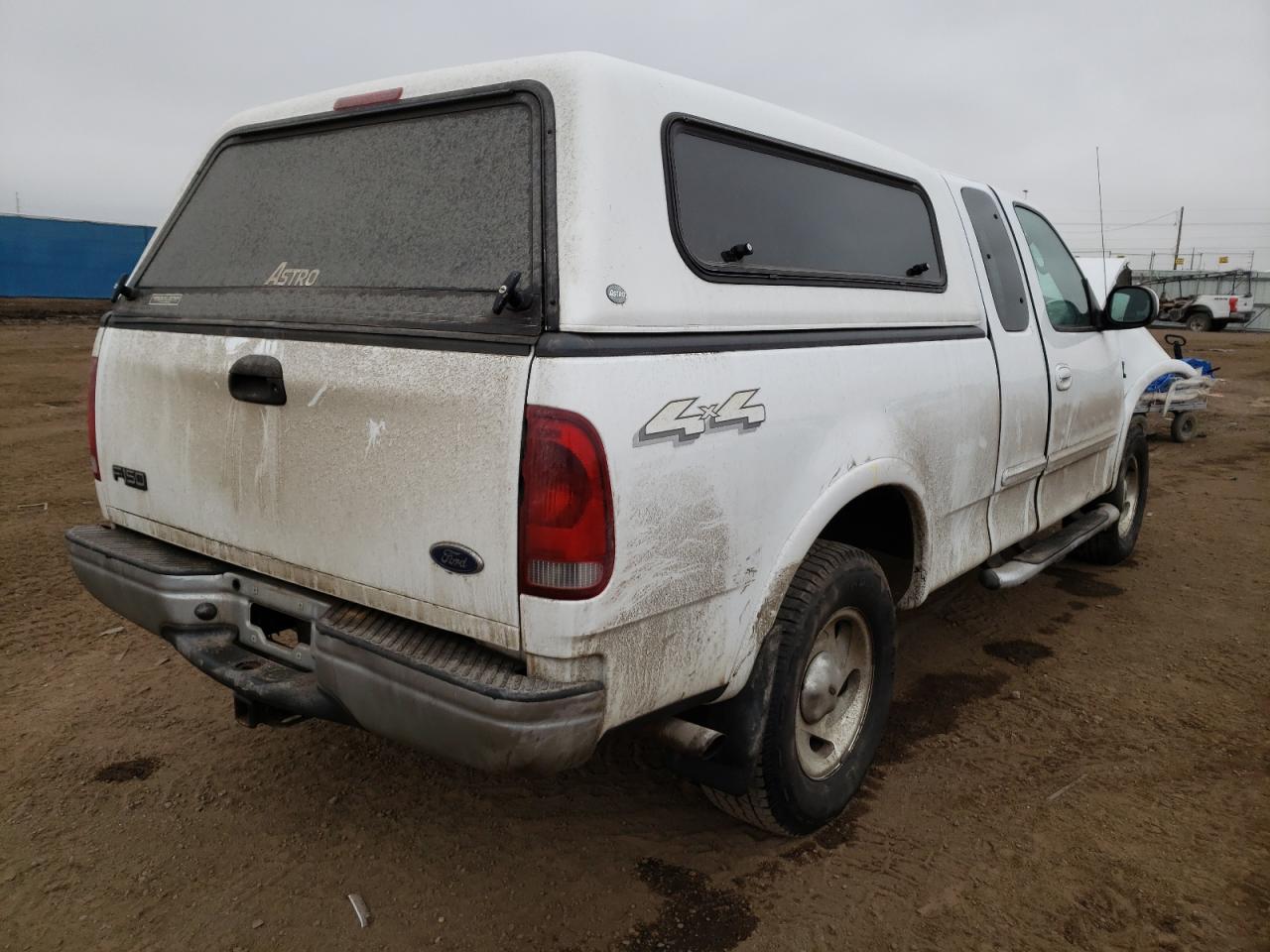 Photo 4 from auction – 2002 FORD F150 with VIN 1FTRX18W62NB58639