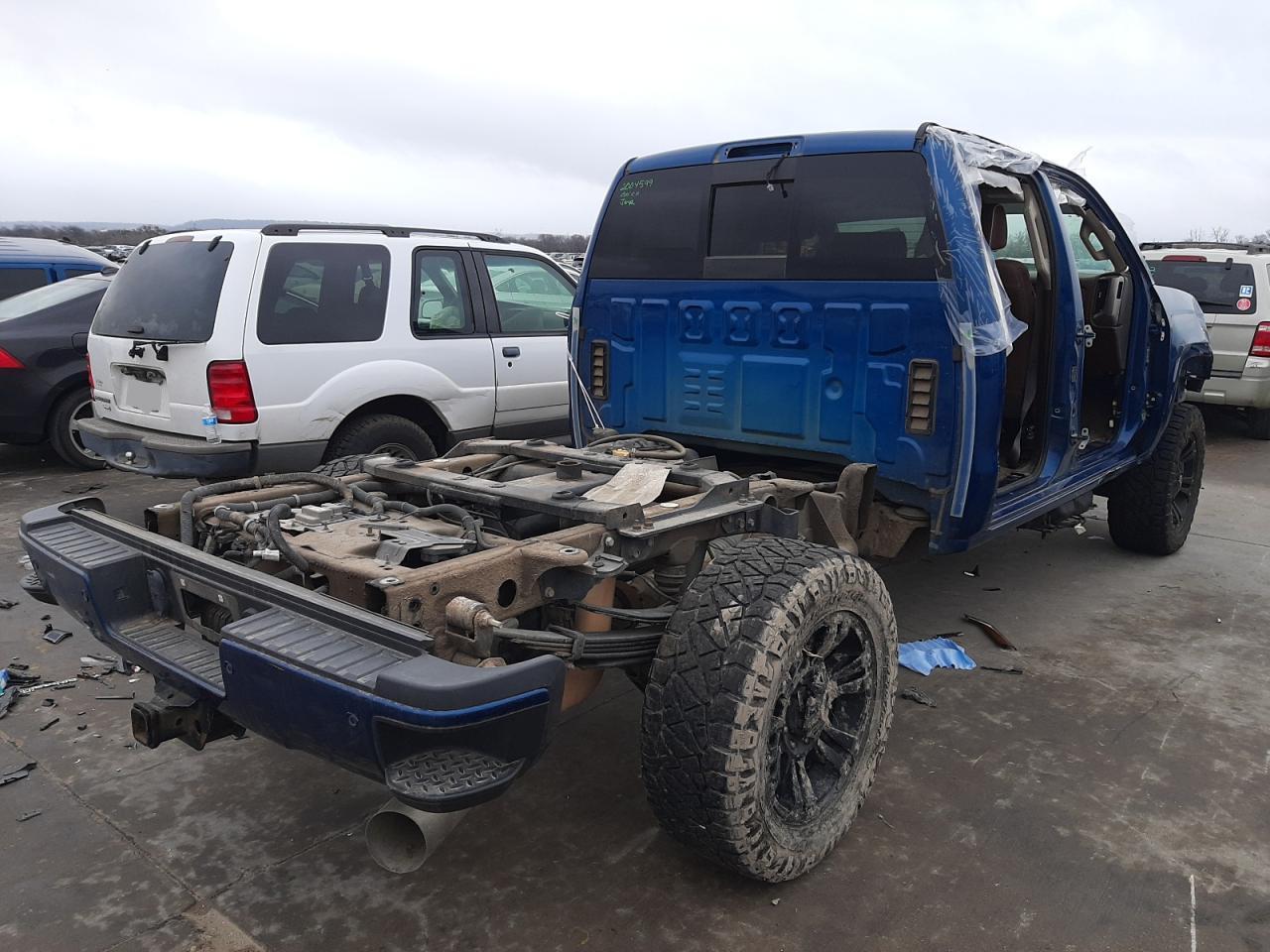 Photo 4 from auction – 2017 CHEVROLET SILVERADO with VIN 1GC4K1EY4HF132414