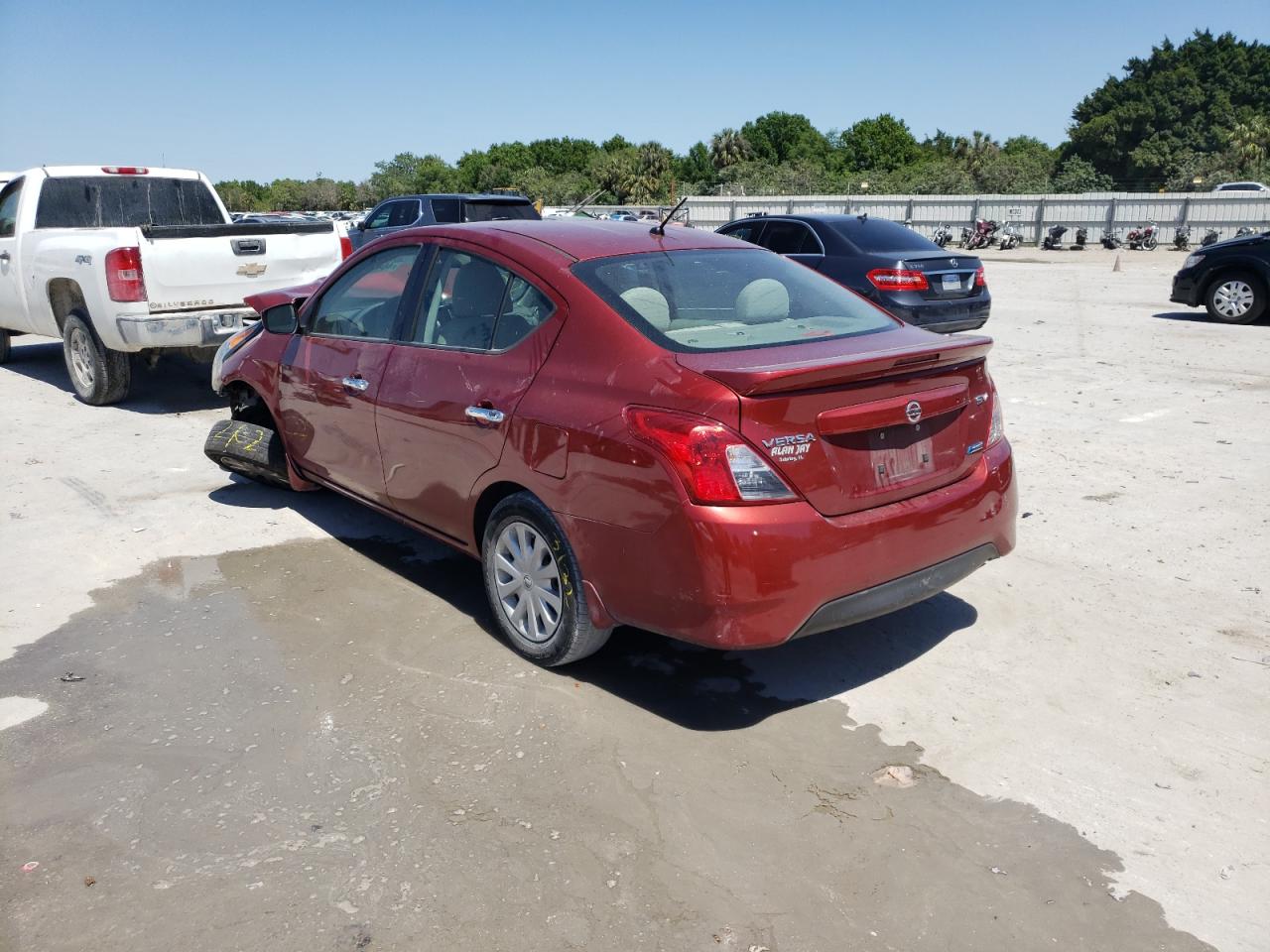 Photo 3 from auction – 2016 NISSAN VERSA S with VIN 3N1CN7AP4GL848580