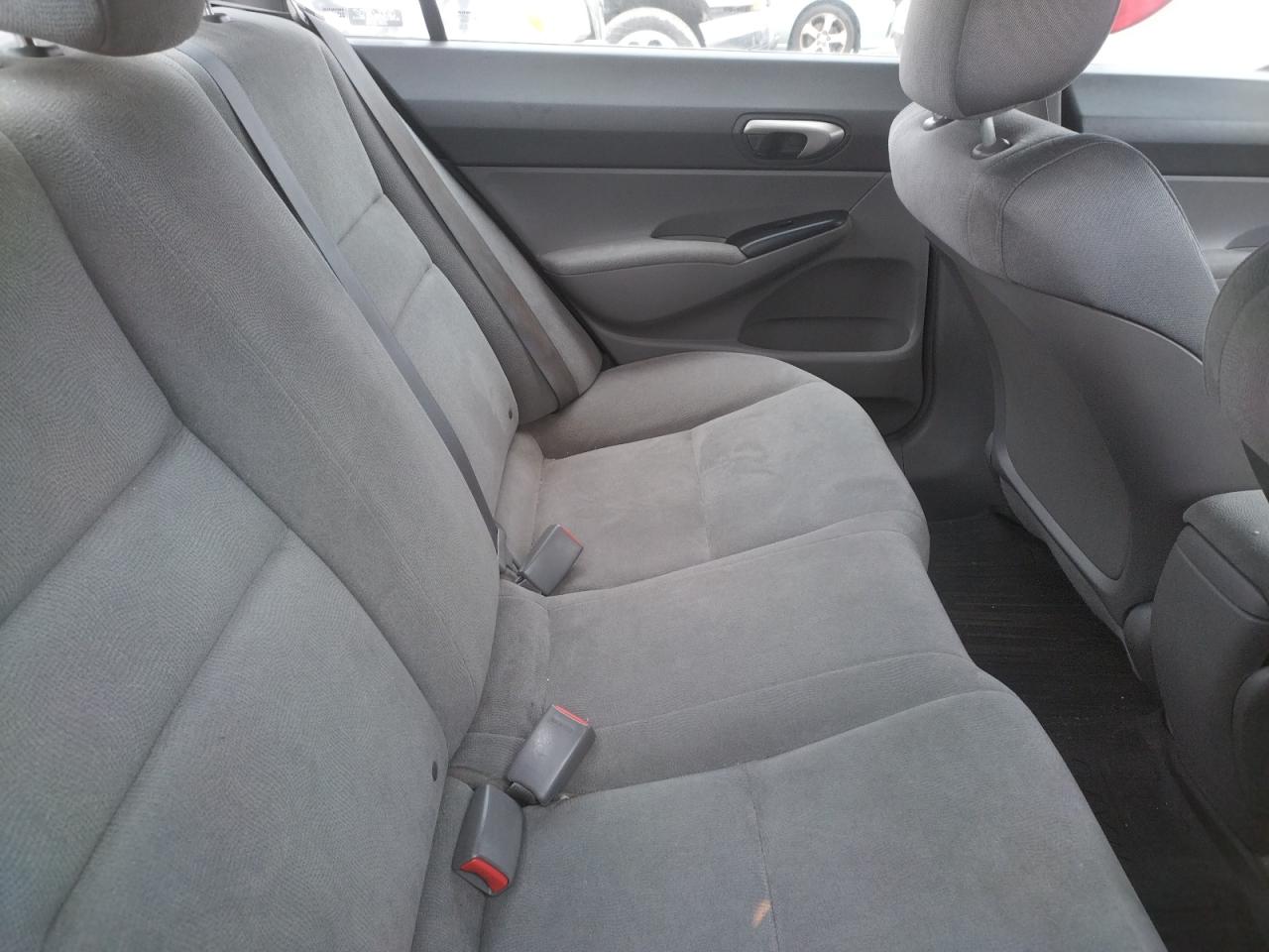 Photo 6 from auction – 2008 HONDA CIVIC LX with VIN 2HGFA16558H304594