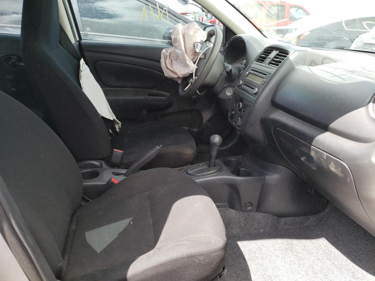 Фото 5 с аукциона – 2015 NISSAN VERSA S с VIN 3N1CN7AP1FL850320
