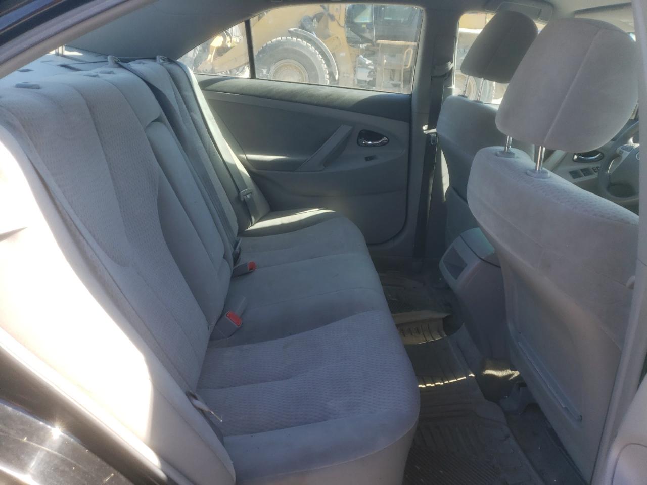 Photo 6 from auction – 2011 TOYOTA CAMRY BASE with VIN 4T1BF3EK5BU182501