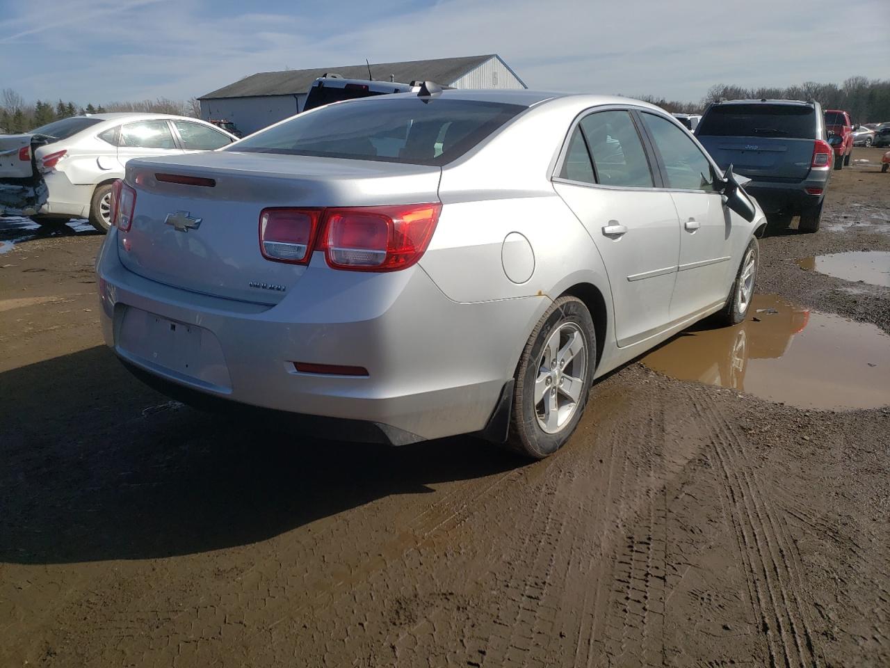 Photo 4 from auction – 2013 CHEVROLET MALIBU LS with VIN 1G11B5SA8DF317232