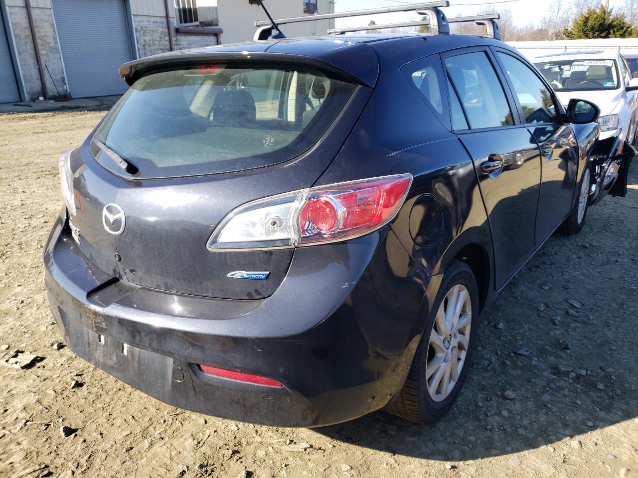 Photo 4 from auction – 2013 MAZDA 3 I with VIN JM1BL1LP0D1750268