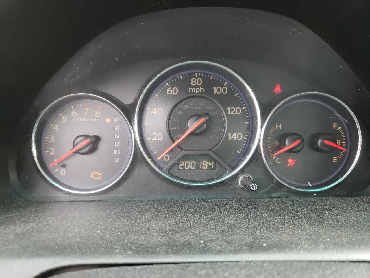 Photo 8 from auction – 2005 HONDA CIVIC LX with VIN 2HGES16575H627971