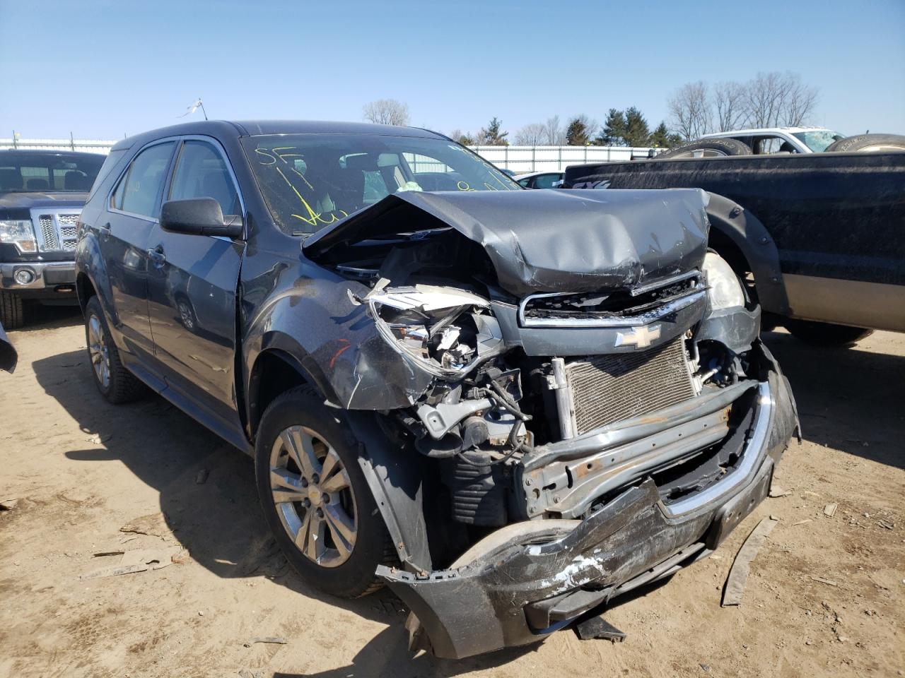 CHEVROLET EQUINOX LS 2011 with VIN 2CNFLCEC7B6301070 - Photo from auction
