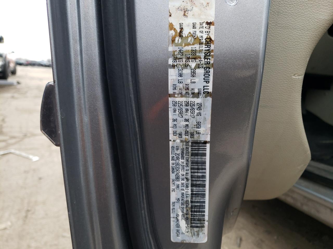 Photo 10 from auction – 2013 CHRYSLER TOWN & COU with VIN 2C4RC1BG3DR742869