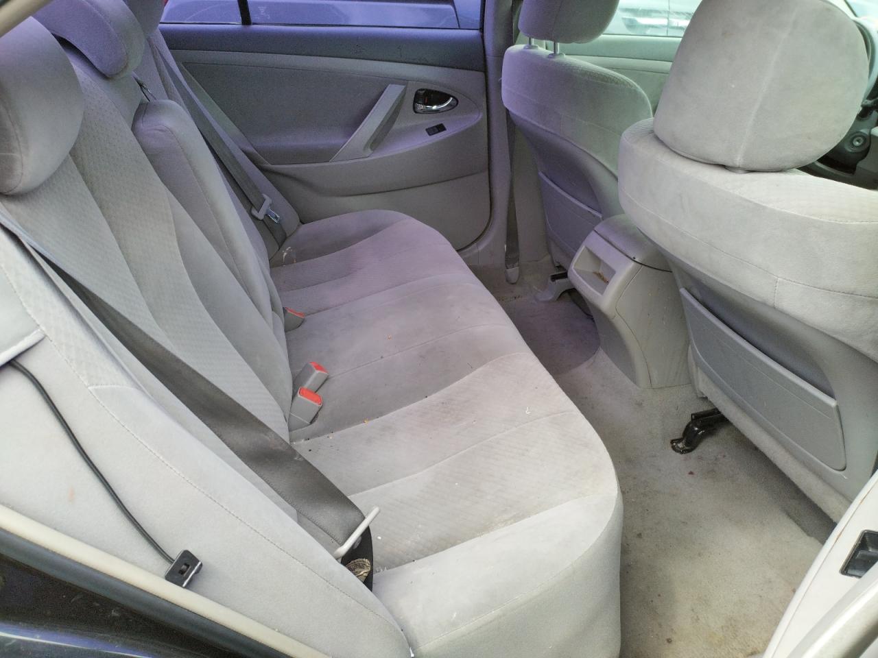 Photo 6 from auction – 2007 TOYOTA CAMRY CE with VIN 4T1BE46K27U546100