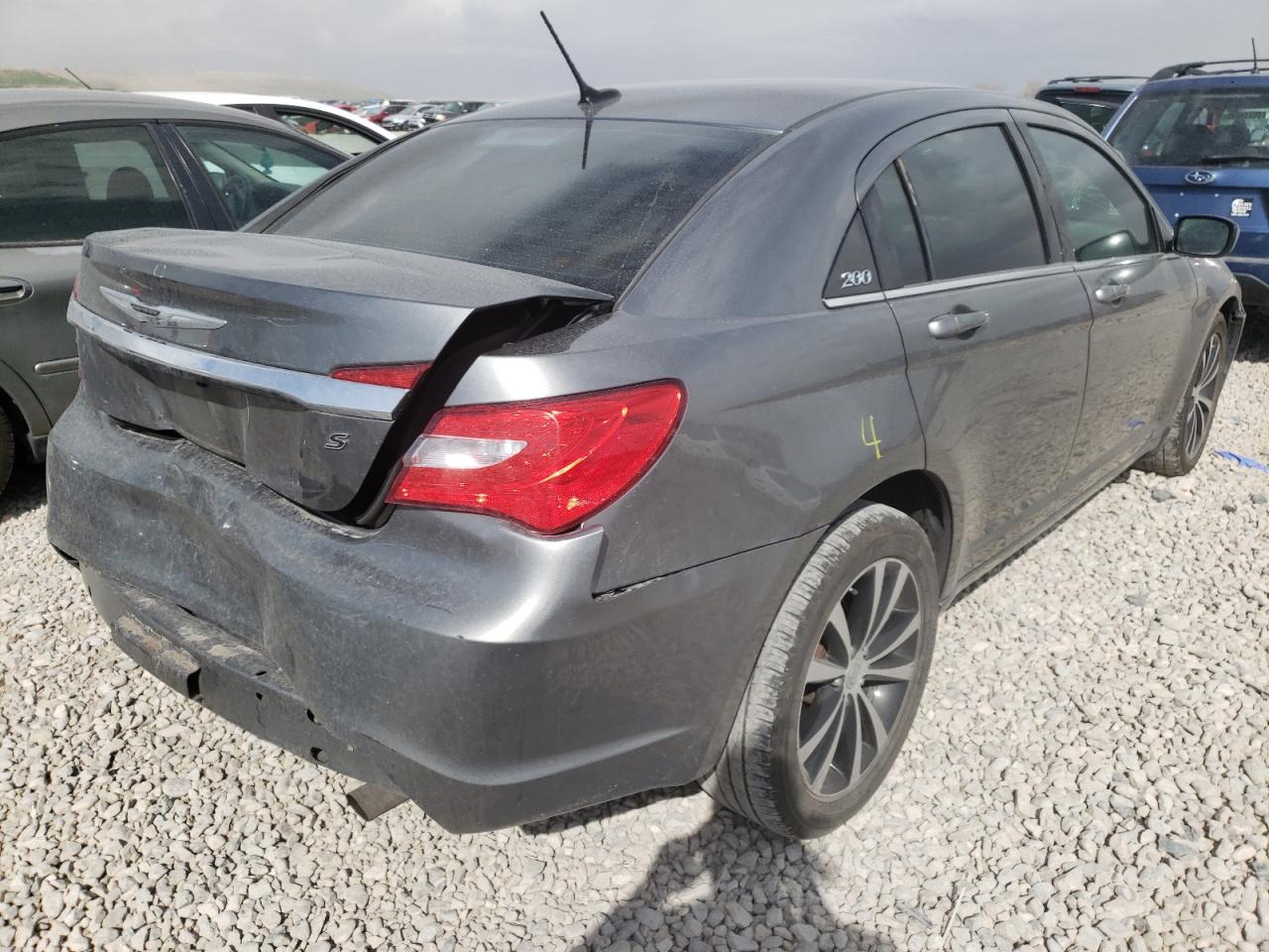 Photo 4 from auction – 2013 CHRYSLER 200 TOURIN with VIN 1C3CCBBB5DN516365