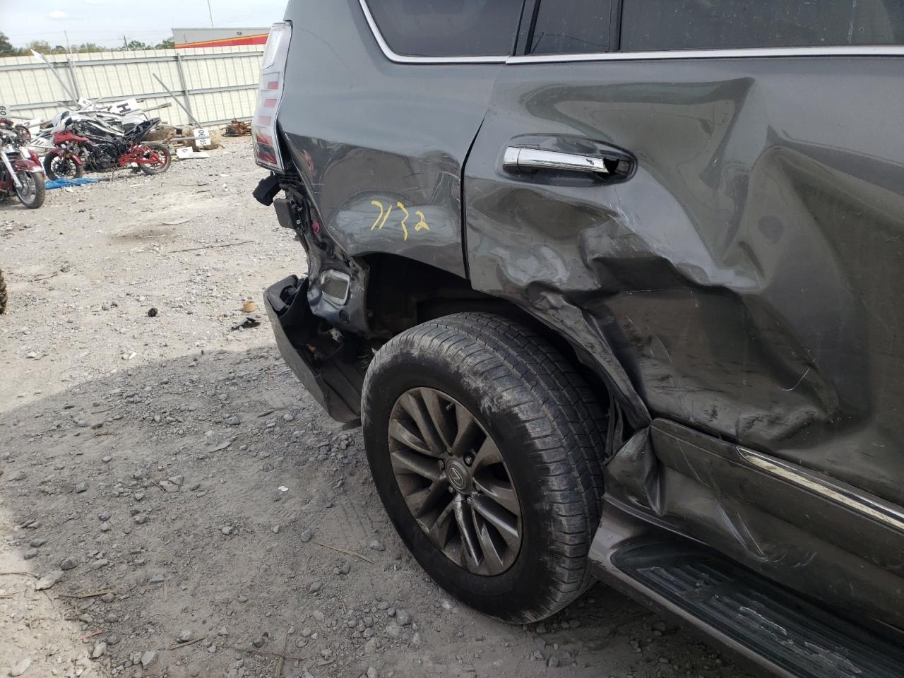 Photo 9 from auction – 2014 LEXUS GX 460 PRE with VIN JTJJM7FX4E5071327