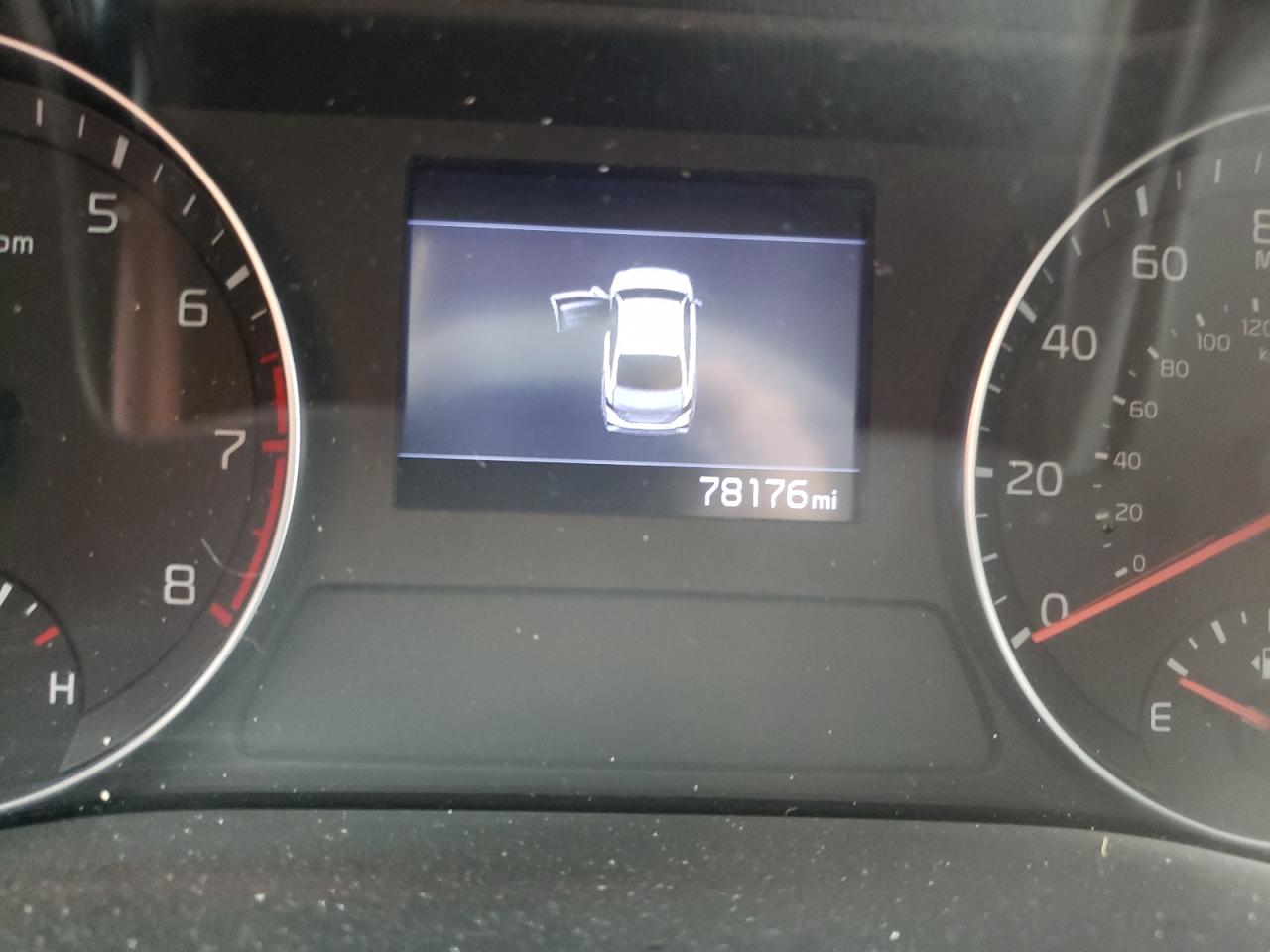 Photo 8 from auction – 2019 KIA FORTE FE with VIN 3KPF24AD3KE092633