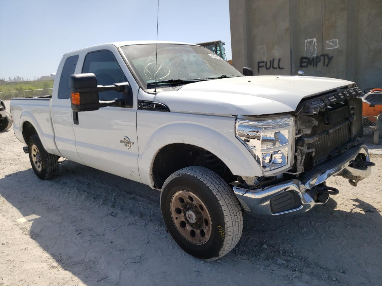 Photo 14 from auction – 2012 FORD F250 SUPER with VIN 1FT7X2BT4CEB72343