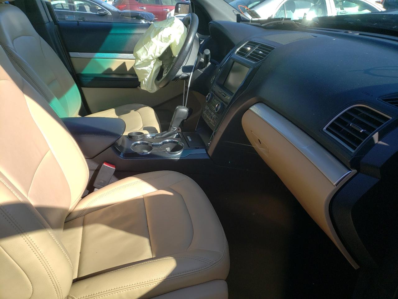 Photo 5 from auction – 2016 FORD EXPLORER X with VIN 1FM5K7D84GGC93911